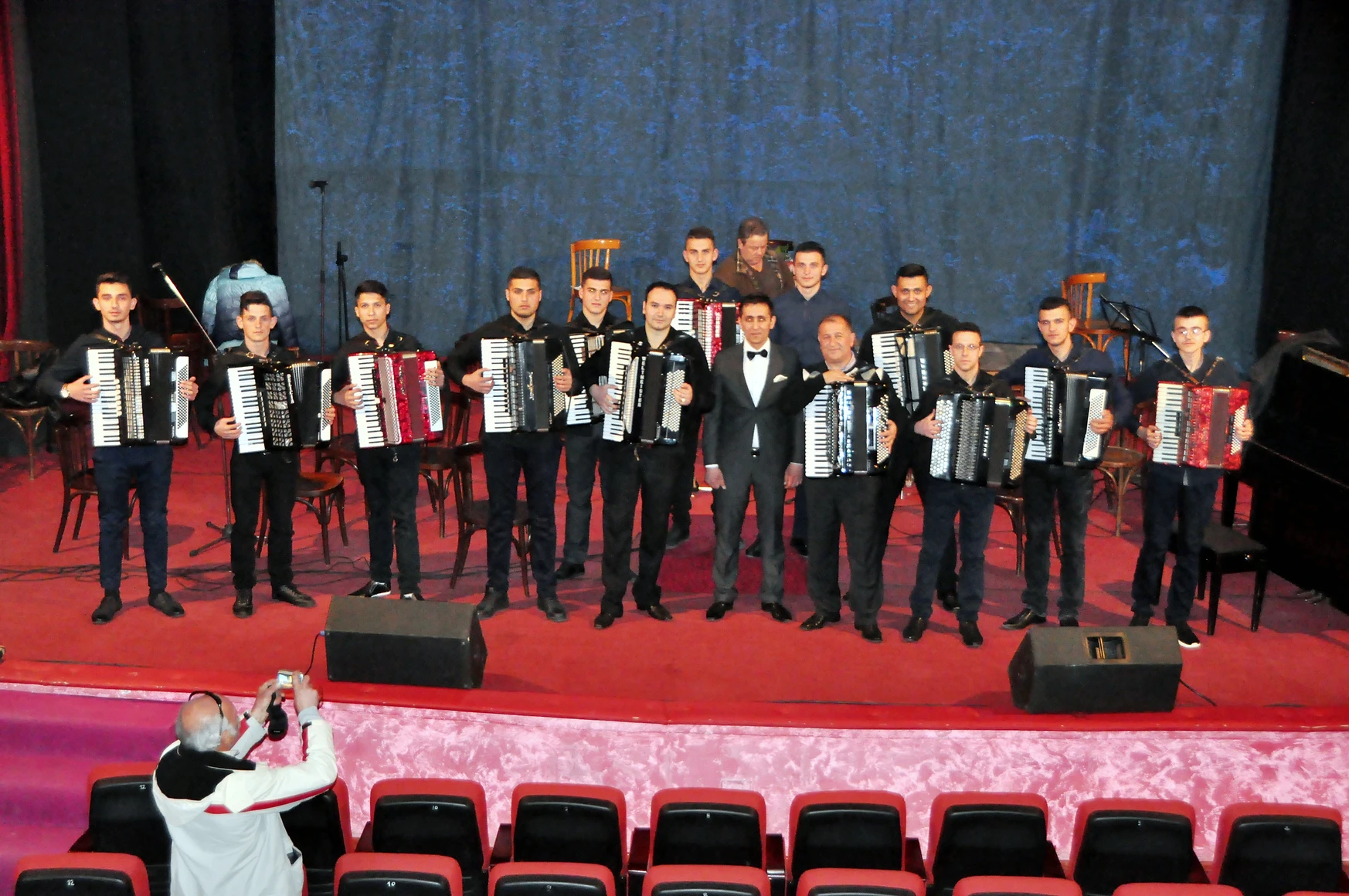 Photo 4